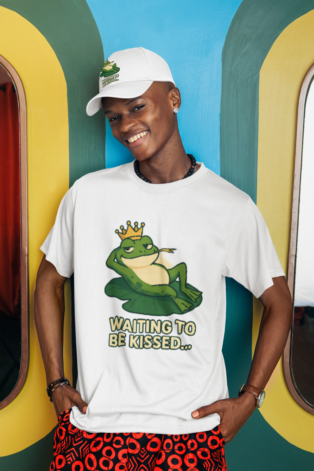 Waiting to Be Kissed – Frog Prince Men's T-shirt